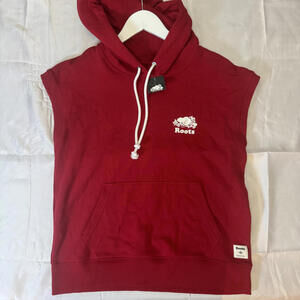 Roots Canada Women’s Sleeveless Hoodie M Red Beaver Logo, Like New